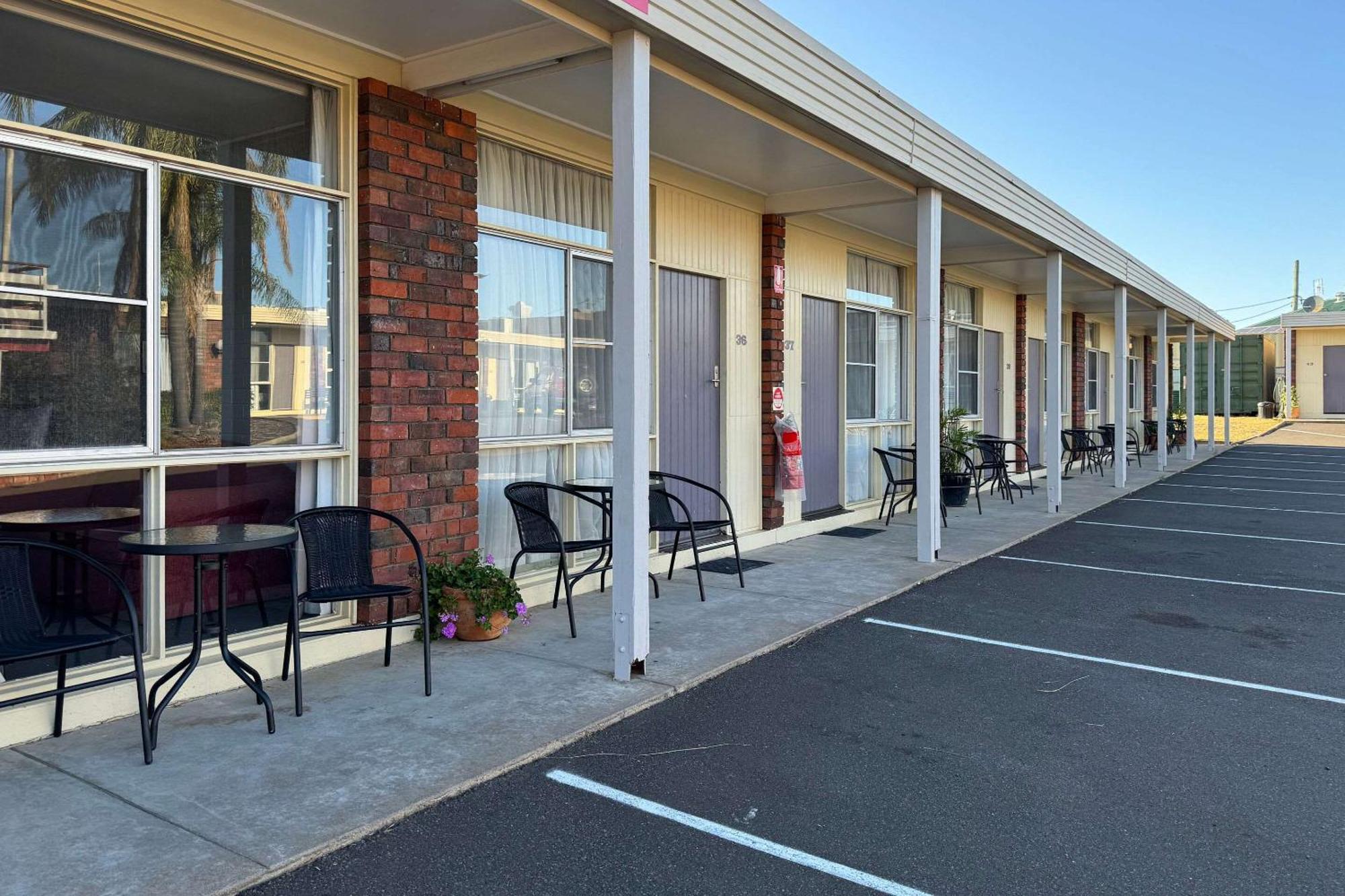 Econo Lodge Gateway Tamworth Exterior foto